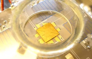 Computación cuántica en el generador DDS con 20 portadoras M4i.6631