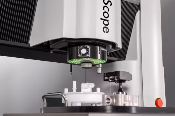 Sistema de medición por vídeo SmartScope E18 de 3 ejes